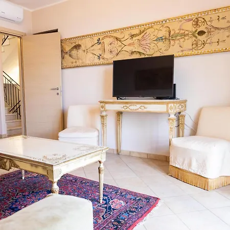 Casa Alessandra Letojanni Taormina * Gallodoro